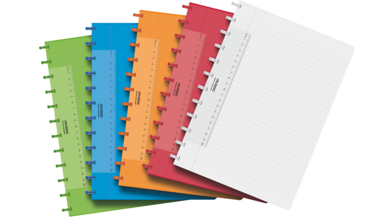 Schrift Adoc A4 ruit 4x8mm 144 pagina's 90gr assorti