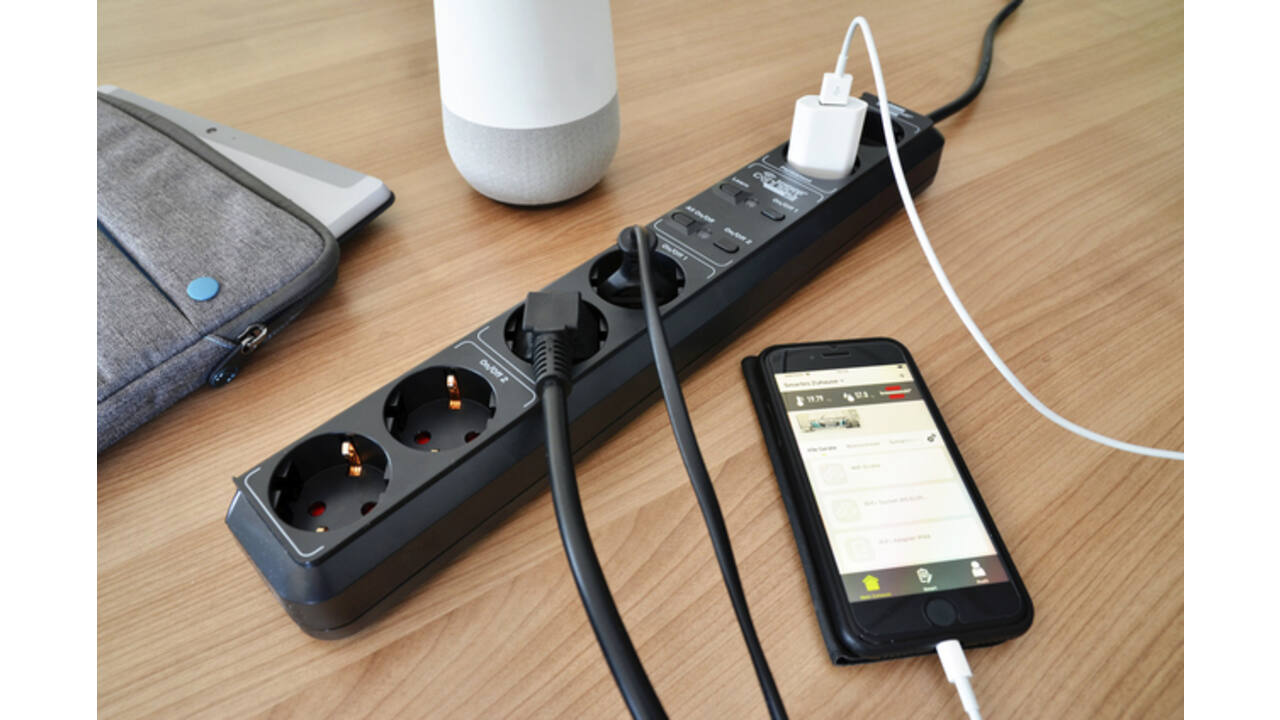 Stekkerdoos Brennenstuhl wifi Connect 2+4-voudig 1.5 meter zwart