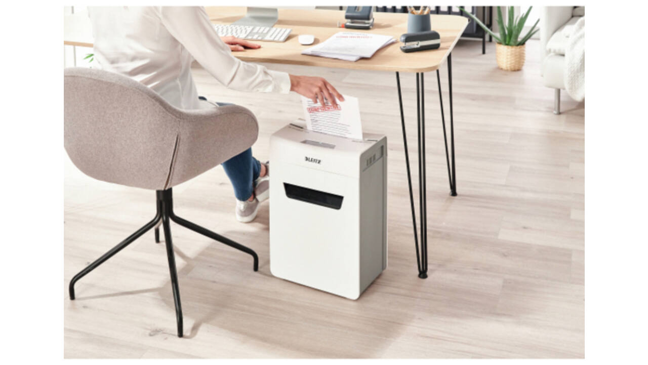Papiervernietiger Leitz IQ Protect Premium 10X P4 snippers