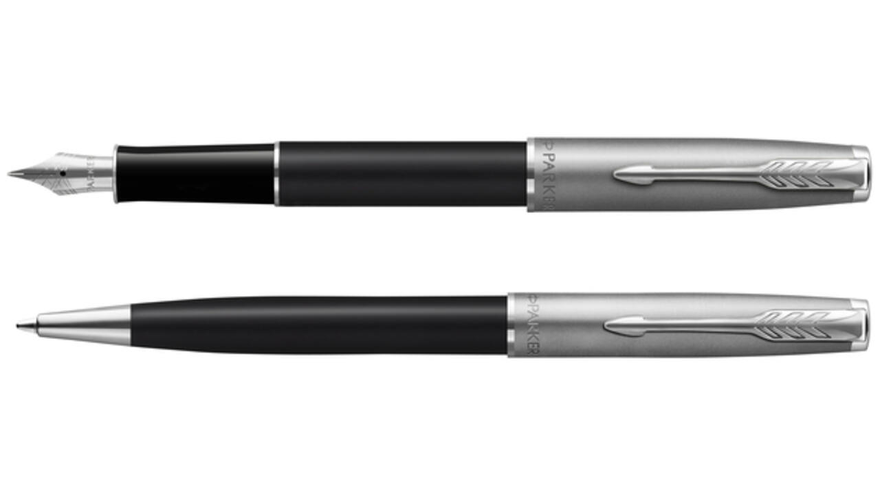 Vulpen Parker Sonnet Essential black lacquer CT medium