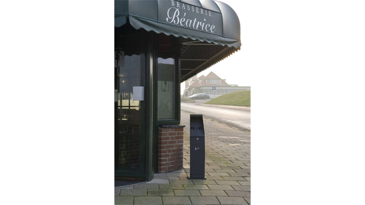 Asbak staand Vepa Bins zuil vrijstaand zwart