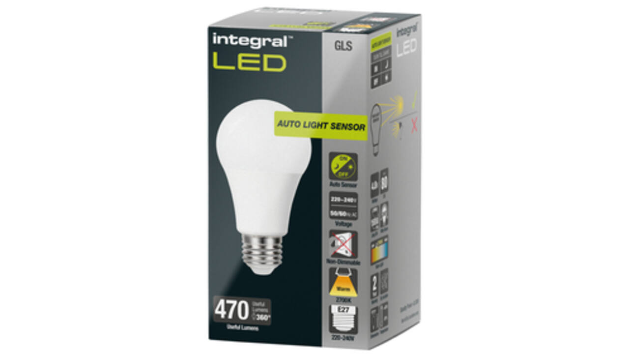 Ledlamp Integral E27 2700K warm wit 4.8W 470lumen dag/nacht sensor