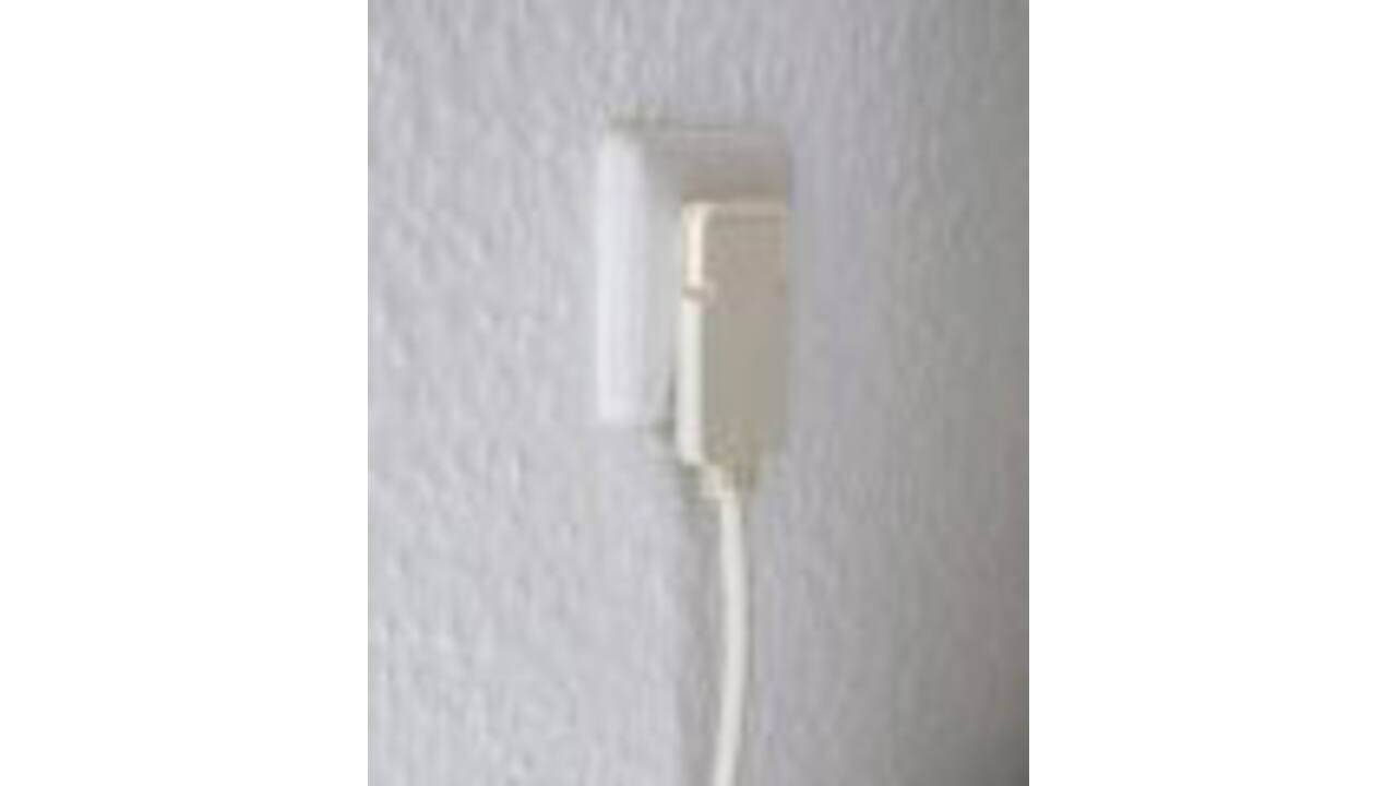 Verlengsnoer Brennenstuhl met platte stekker H05VV-F3G1.5 2 meter wit