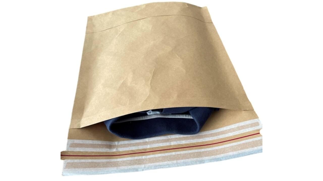 Sendbag verzendverpakking IEZZY 30/34 x 37 + 9,5cm bruin