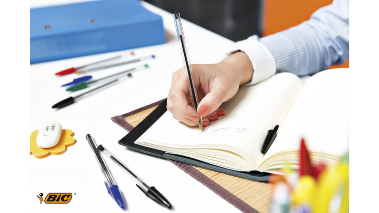 Balpen Bic Cristal medium blauw blister à 5 stuks