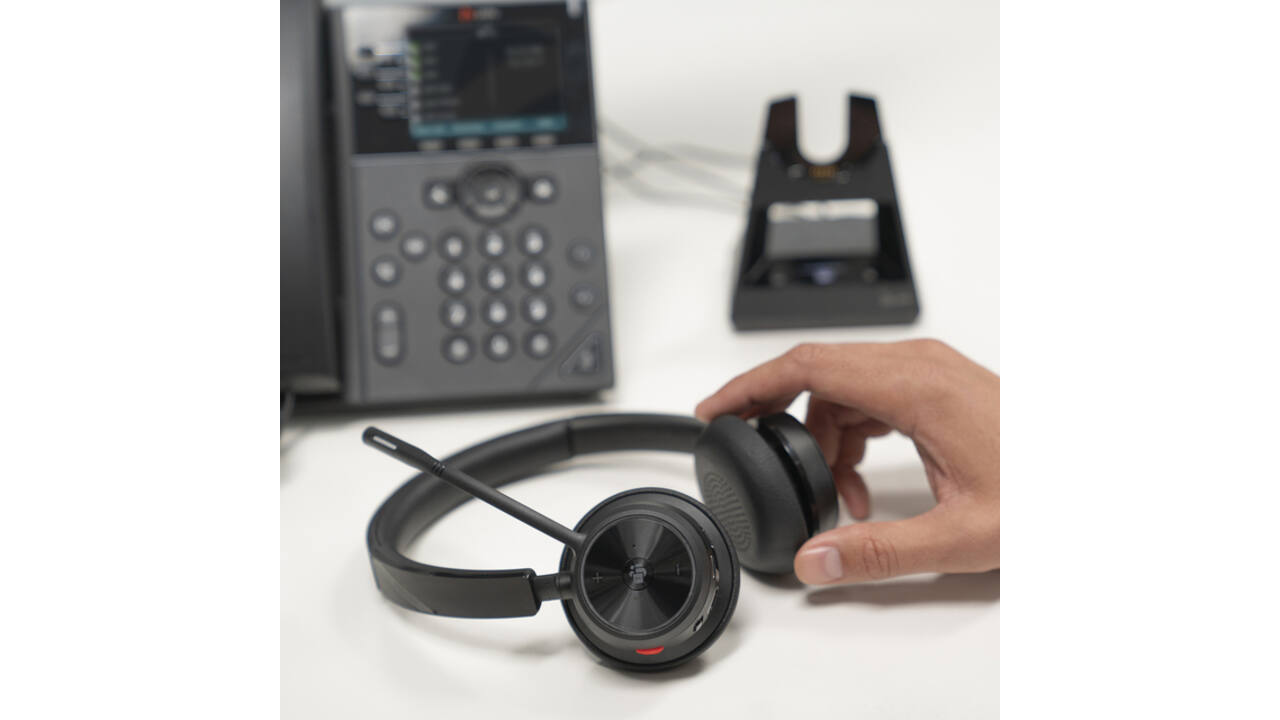 Headset HP POLY Voyager 4320 USB-C met BT700 dongle