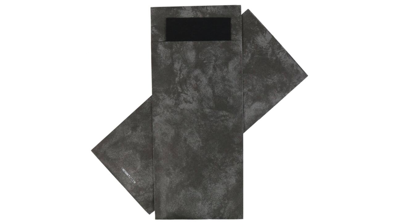 Bestekzakje IEZZY 190x85mm antraciet gemarmerd met zwart servet 500st
