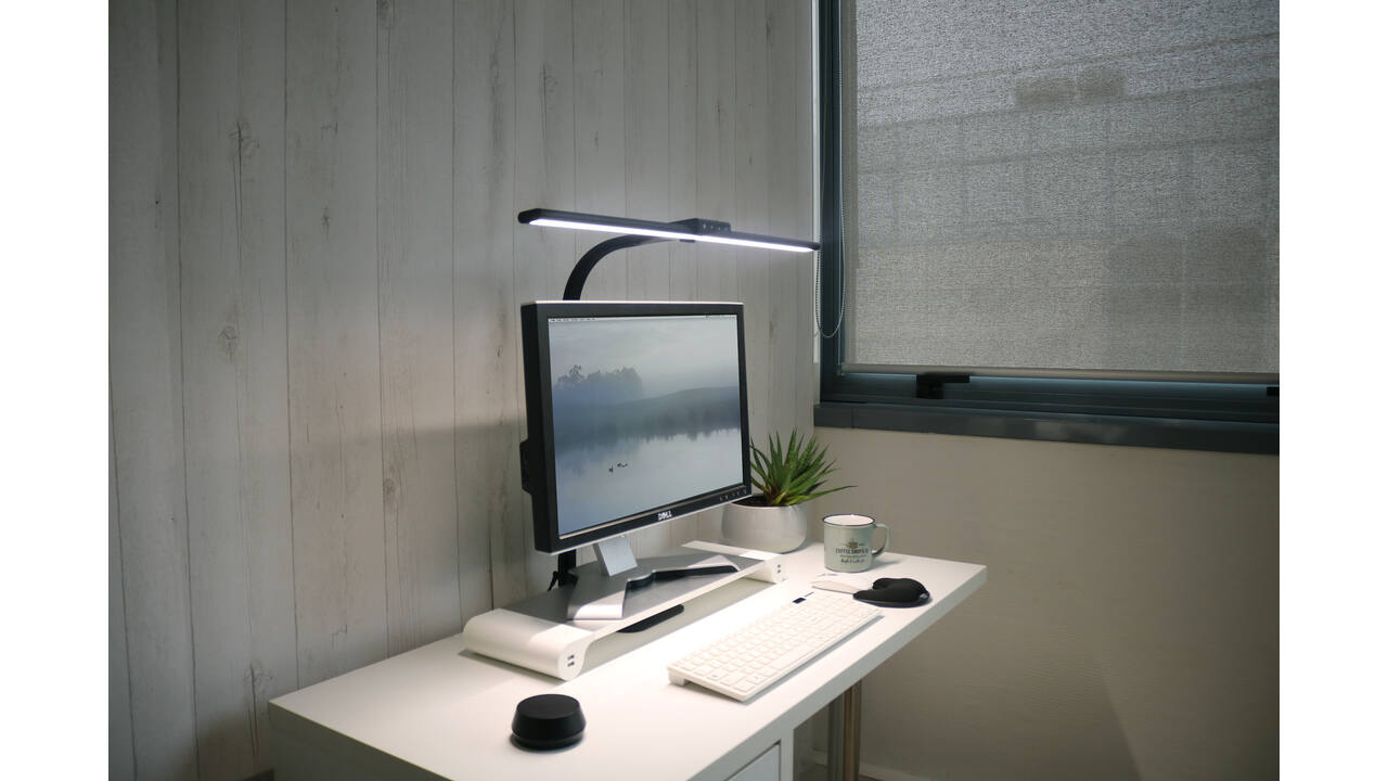 Bureaulamp Unilux Strata base led zwart