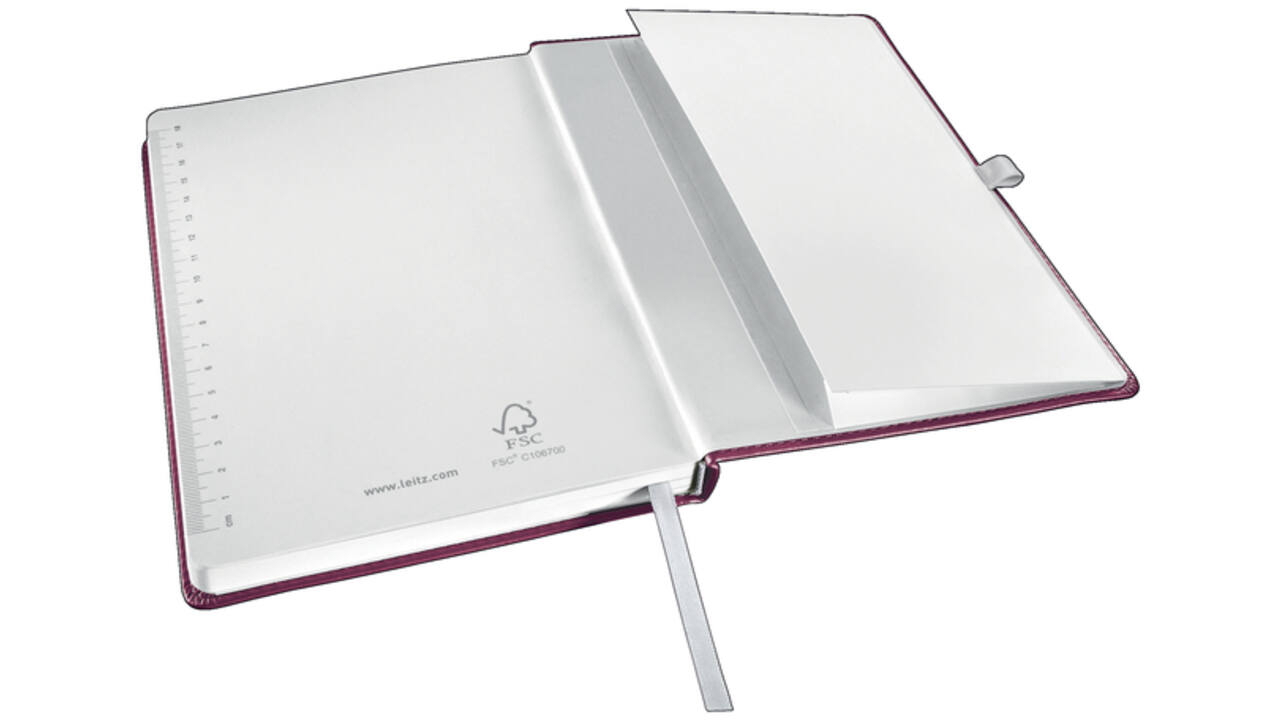 Notitieboek Leitz Style A5 lijn 160 pagina's 100gr rood
