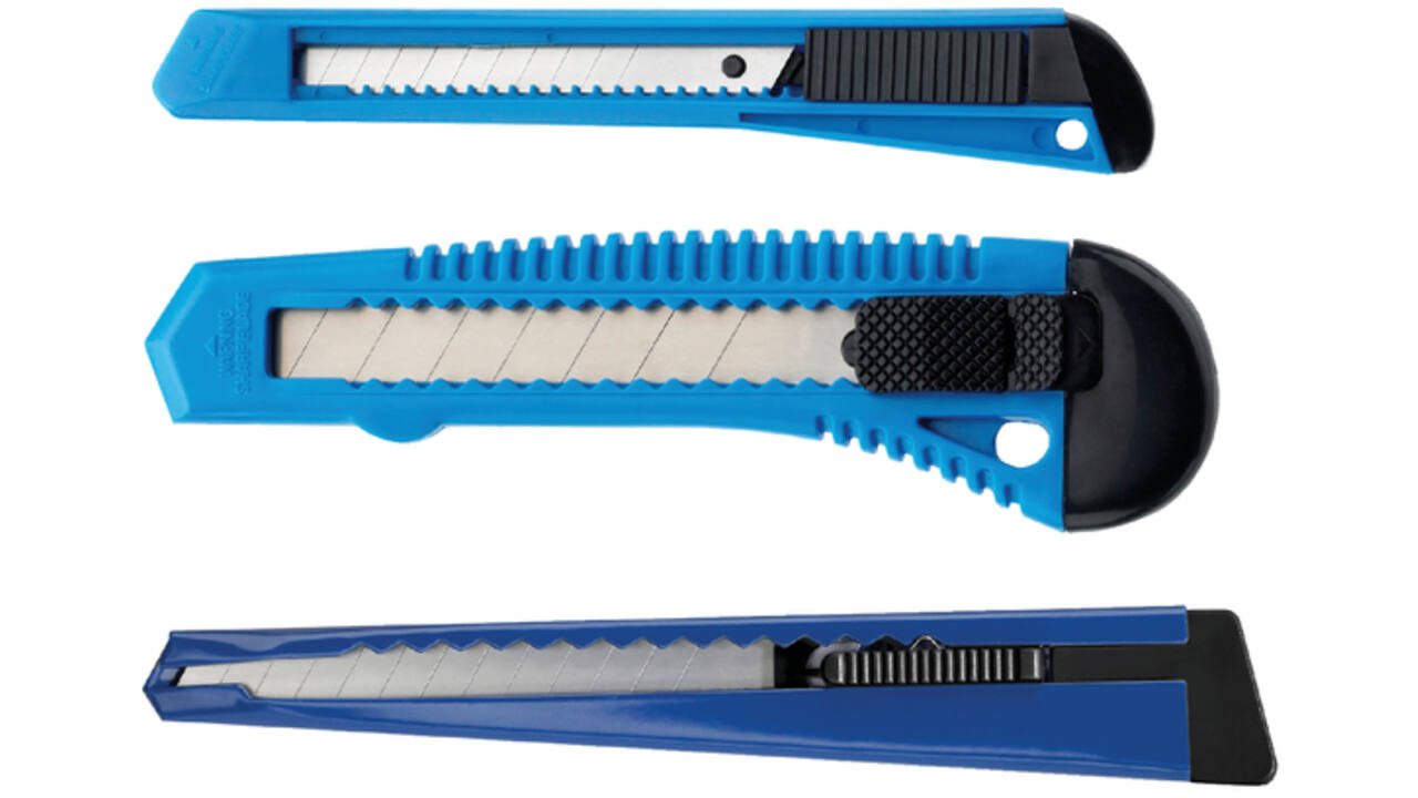Snijmes Westcott office 9mm met schuifsluiting en metalen houder blauw