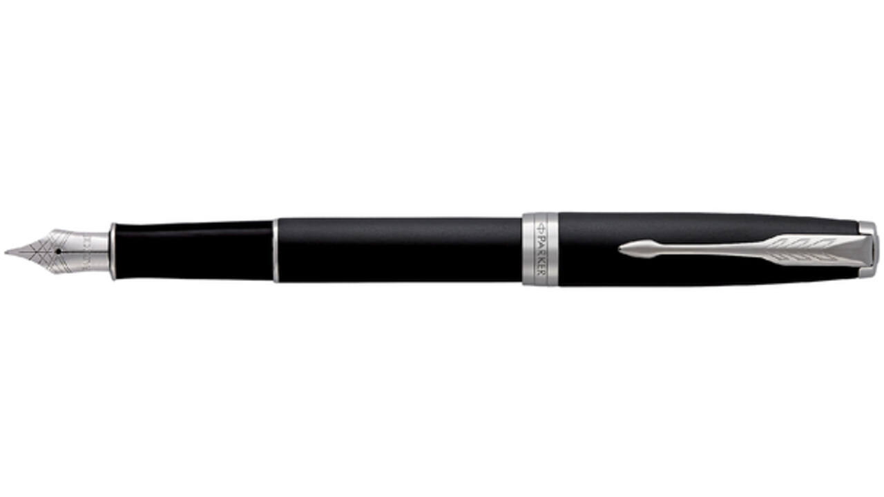 Vulpen Parker Sonnet matte black lacquer CT medium