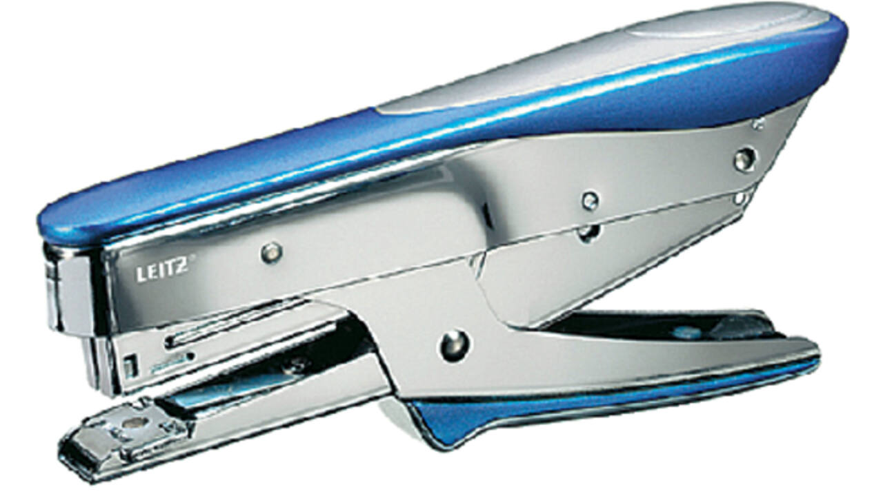 Niettang Leitz bovenlaadmodel P2 15 vel blauw