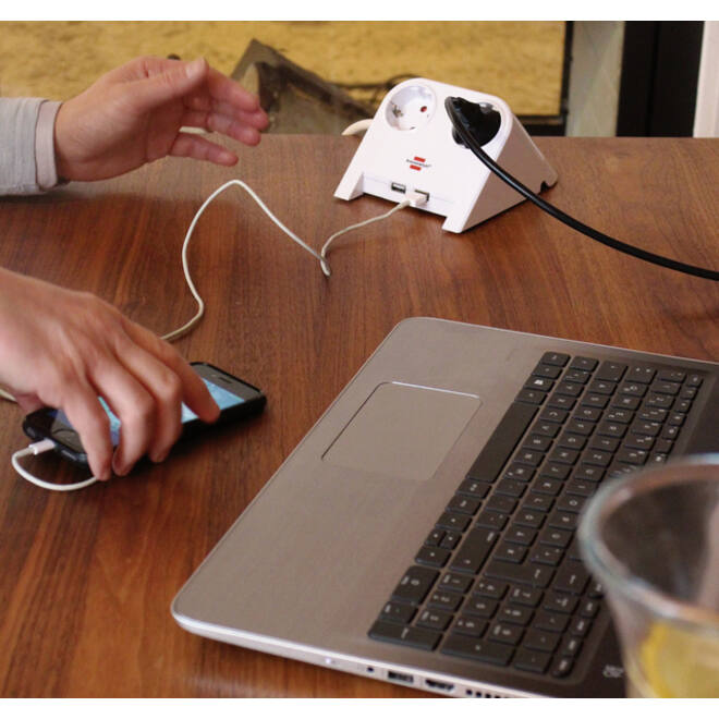 Stekkerdoos Brennenstuhl bureau 2 voudig inclusief 2 USB 1.8m wit