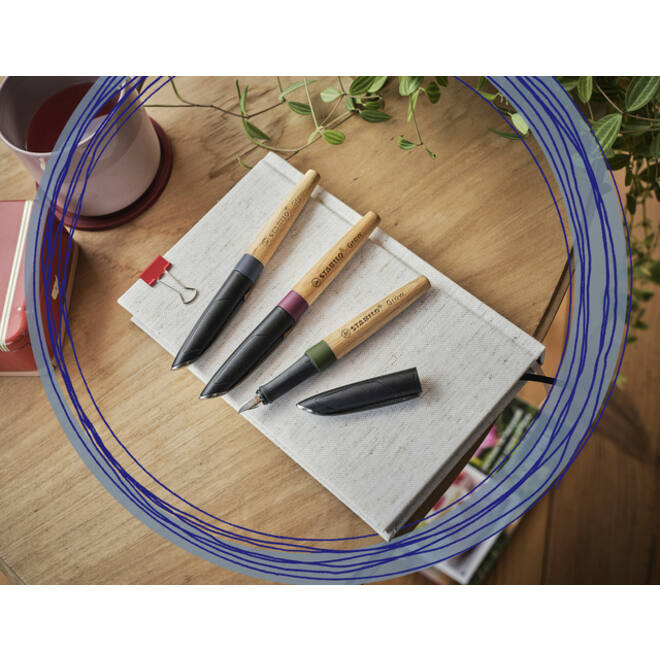 Vulpen STABILO Grow medium pruimenrood/kersen