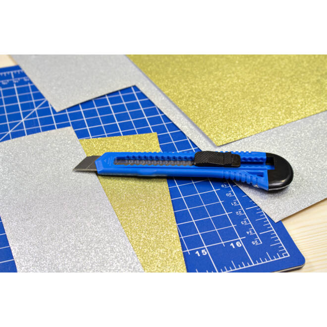 Snijmes Westcott office 18mm met schuifsluiting blauw