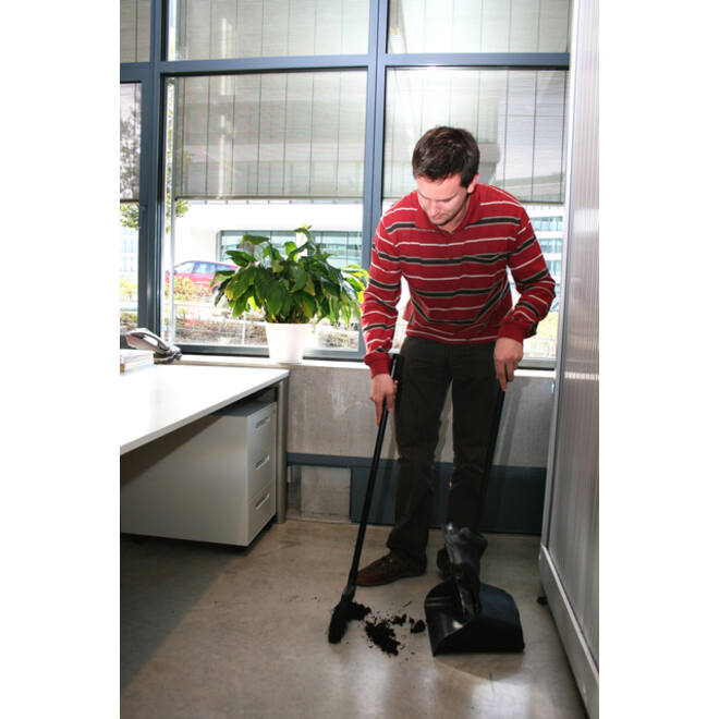 Stofblik Rubbermaid Executive Lobby Pro met lange steel zwart
