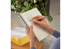 Notitieboek Leitz Cosy B5 160blz 100gr spiraal lijn grijs