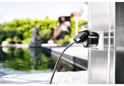 Stekkerdoos Brennenstuhl WIFI Connect voor buiten 3000W zwart