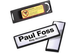 Badge Durable clip card met magneet 17x67mm