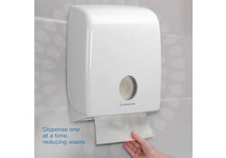 Handdoek Kleenex Ultra i-vouw 2-laags 21,5x41,5cm 30x94stuks wit 6772