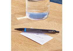 Balpen Parker IM black blue vibrant ring medium blister à 1 stuk