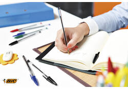 Balpen Bic Cristal medium blauw blister à 5 stuks
