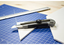 Snijmes Westcott professional 18mm met draaisluiting grijs/zwart